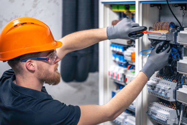 Professional Electrician in MO